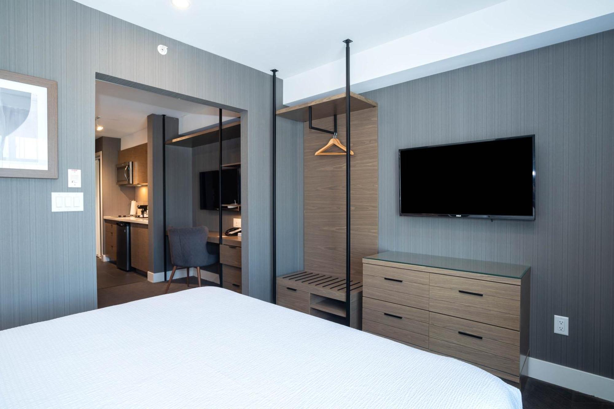 Sandman Signature Calgary Airport Hotel 외부 사진