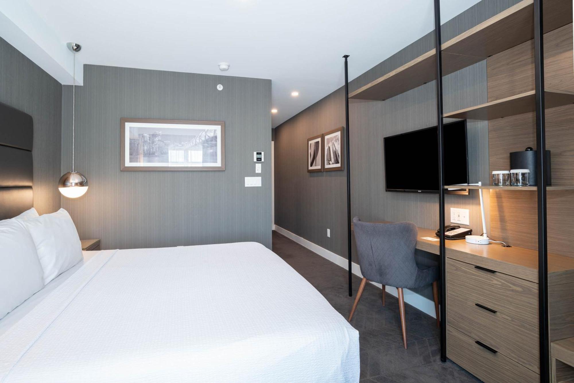 Sandman Signature Calgary Airport Hotel 외부 사진