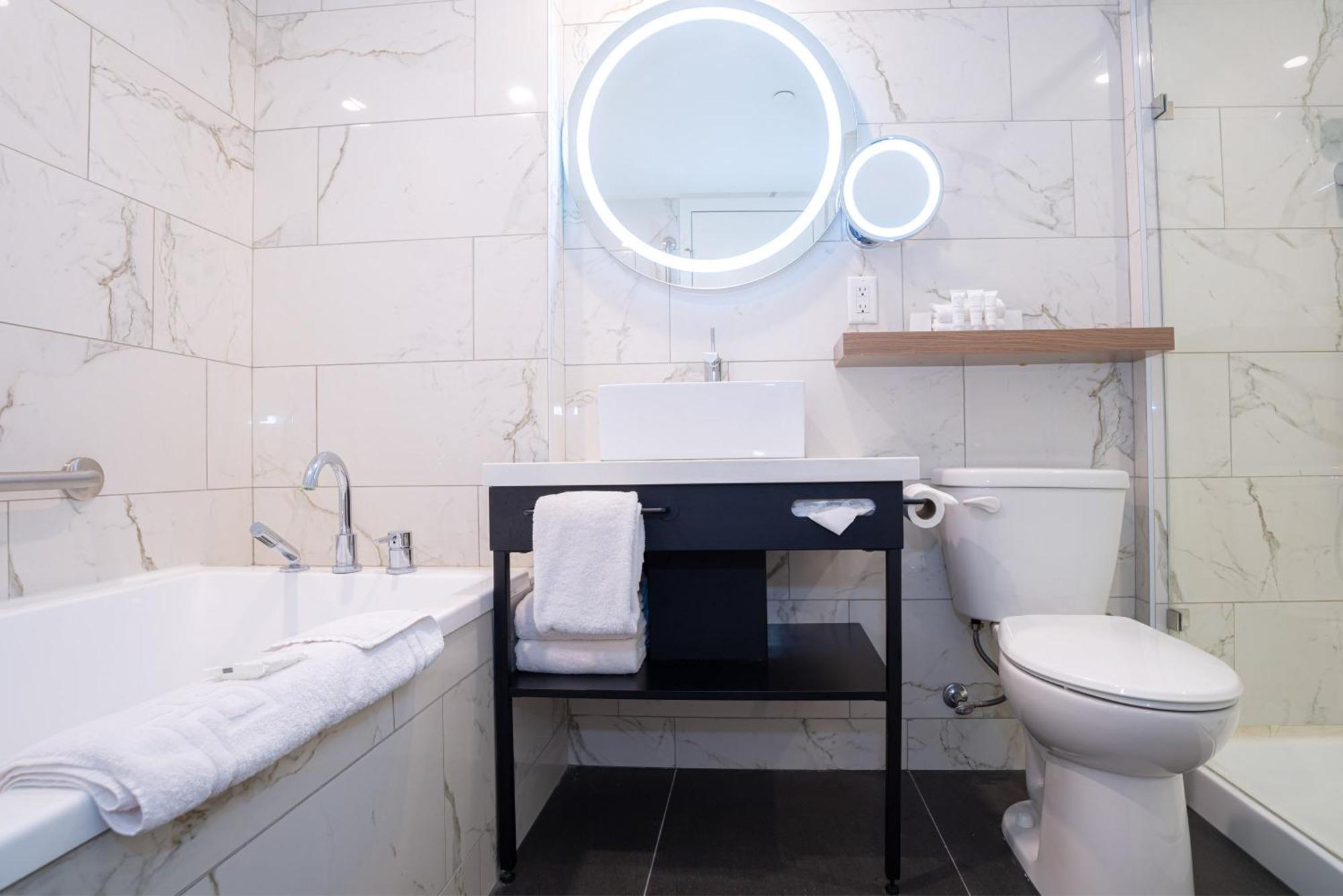 Sandman Signature Calgary Airport Hotel 외부 사진