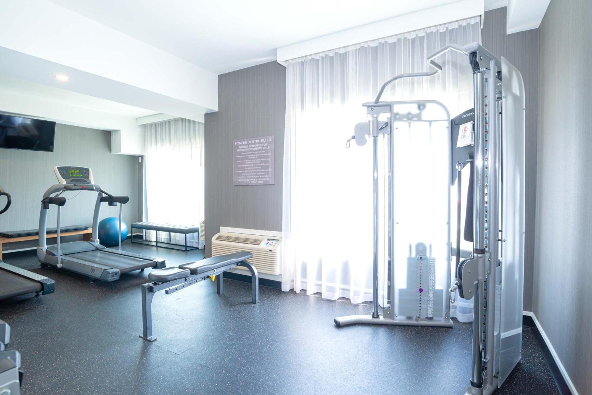 Sandman Signature Calgary Airport Hotel 외부 사진